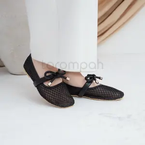 Tarompah Shoes Olivia Black Ballet Wanita 1cm