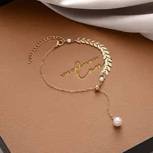 Gelang Titanium Wanita Daun Gold Mewah dengan Mutiara Elegan Aksesoris Tangan Simple Cantik Fashionable