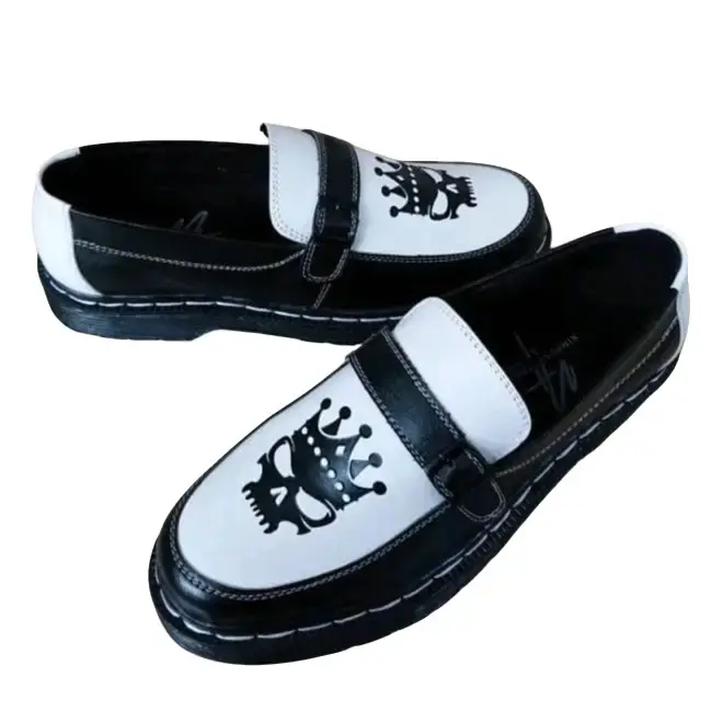 DK sepatu formal cowok loafers docmart Flat tengkorak hitam putih Karet murah kekinian 2024 Pria Shoes