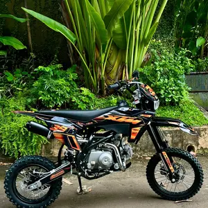 XTM 110 Model & Toy Vehicles Motorcross Sepeda Motor dengan Desain Hitam dan Oranye untuk Anak-anak dan Dewasa