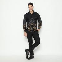 Gambar LUIGI RICCIO Kemeja Batik Pria Modern Regular Black Leaf Series Couple Acara Kantor Kuliah Semi Formal New Arrival - BATIK PRIA PANJANG , M dari Postillo Kota Administrasi Jakarta Utara 4 Tokopedia