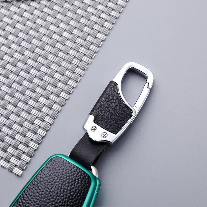 Product Introduction of Car keychain suitable for Toyota Rav4 vios Levin corolla camry terrios leather keychain waist pendant 11