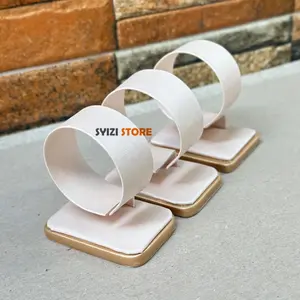 SYIZI STORE Pajangan Gelang Bangle Cream List Gold Tempat Gelang Elegant Display Murah dan Elegan untuk Dekorasi Bahan Premium Warna Cream List Gold Ready Stok