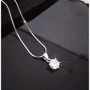 KALUNG TITANIUM LIONTIN PERMATA KALUNG WANITA CANTIK PERHIASAN Silver