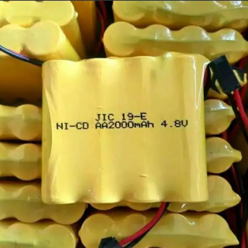 Baterai Batre 4 soket hitam 4.8V untuk mobil remot 1 : 16 kapasitas 2000mah 4700mah 0