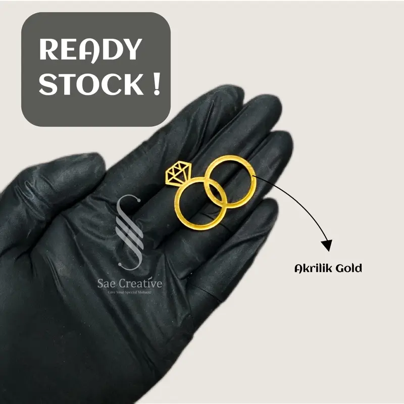 replika cincin dummy cincin wedding ring mainan perhiasan mainan ukiran laser cutting acrylic perhiasan Cincin akrilik / hiasan mahar