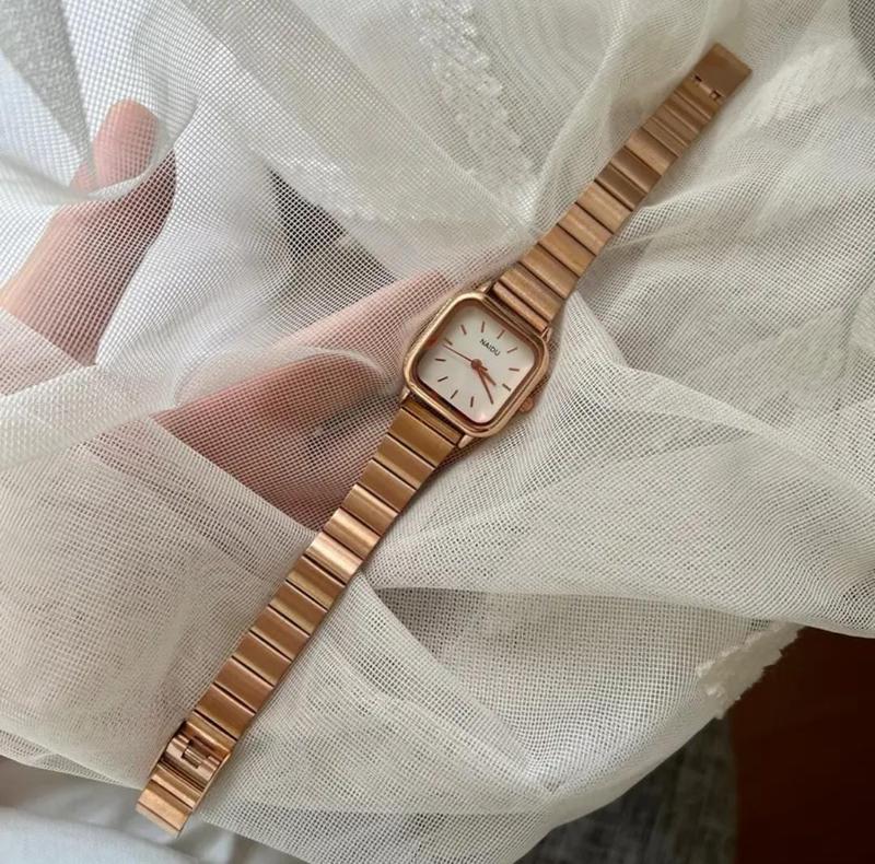 Amazefan Jam Tangan Wanita Mewah Model Korea Jam Tangan Wanita Rantai NSSB-100 2