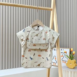 Sleeveless Waterproof Feeding Bib Adjustable Closure Scraps Bib with Built-in Pocket Bag