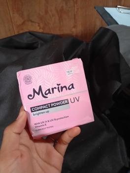 Product Review of MARINA Compact Powder UV Brighten Up Bedak Padat 12gr Peach Wajah from s**t 1