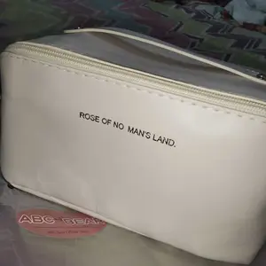 Storage Bags Tas Make Up Pouch Travel Organizer Kosmetik PU Premium – Multifungsi  Waterproof Storage box/Pink/Coklat/Krim/Hitam