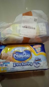 Product Review of (2ball jatim)mamypoko dan popok merk lain(babyhappy,sweety) paket 2ball Diapers Popok from c**a ** 0