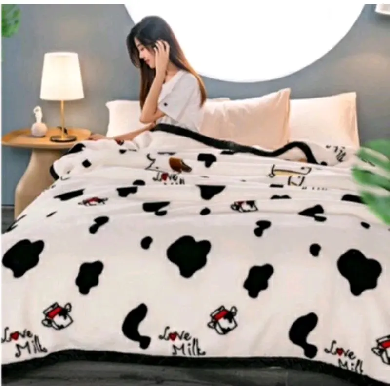 Selimut Bulu Halus Lembut Adem 140x190 Motif Dewasa Aesthetic Blanket Berkualitas tebal cewe cowo 4