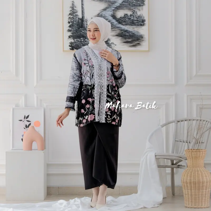 Debatik - Oneset lilia garden setelan outer kebaya brukat premium set inner bawahan polosan maxmara Dress Atasan Wanita Baju Kondangan Pesta Tunik Panjang Katun Dewasa Remaja Wisuda Mewah Motif Muslim Formal Nyaman 7