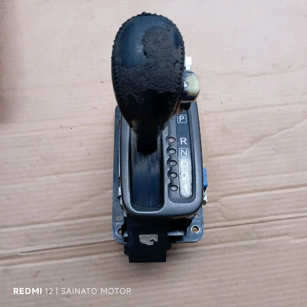 Tuas set shift knob operan gigi transmisi matic Nissan Xtrail X-trail T30 ori copotan