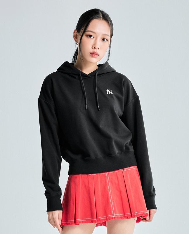 MLB - Áo hoodie nữ tay dài phom croptop Athleisure 3FHDB2134-50BKS