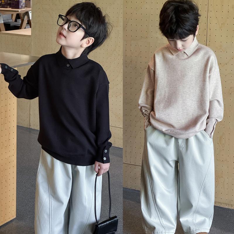 ÁO LEN DỆT CÓ CỔ TAY CÓ CÚC CHẤT RẤT MỀM MỊN CÓ HAI MÀU ĐEN VÀ BE SÀNH ĐIỆU MẶC THU ĐÔNG CHO BÉ TRAI VÀ BÉ GÁI - MOJI KIDS