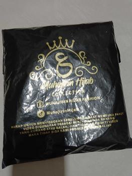 Product Review of (71k Get 3) Kerudung Instan Bergo Maryam Tali Non Pad Crinkle Airflow Size L - Muhajirin Hijab muslim syari Nyaman Panjang from S**🥺 0