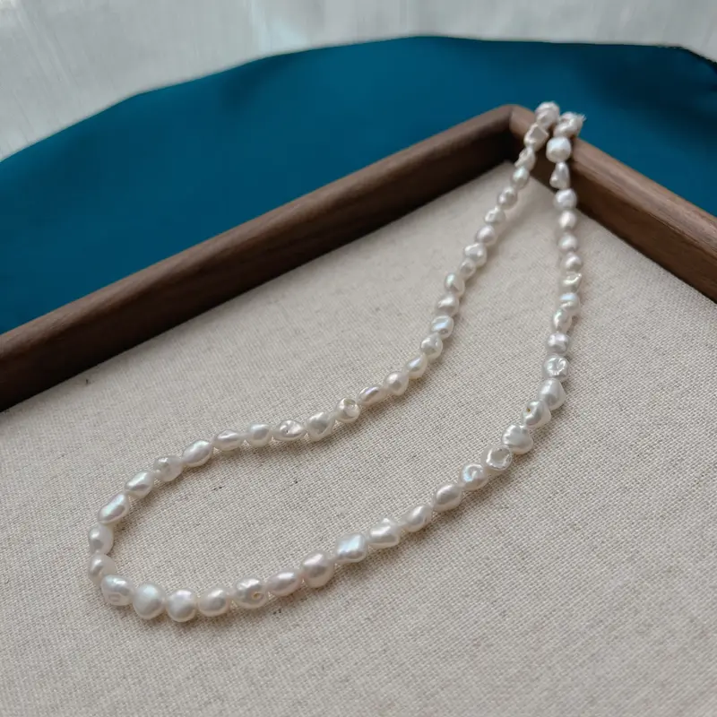 [MÃ DC121] Dây Chuyền Ngọc Trai Nước Ngọt Size 3-4ly Dáng Dị Dài Trendy 3