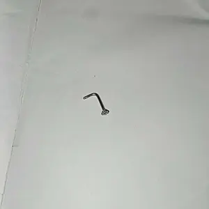 1 Biji  Anting Hidung Nostril Stud 5.Shape /  L. Shape Stainless Steell zircon ( Anting Hidung Zircon 1.5-3mm) Titanium