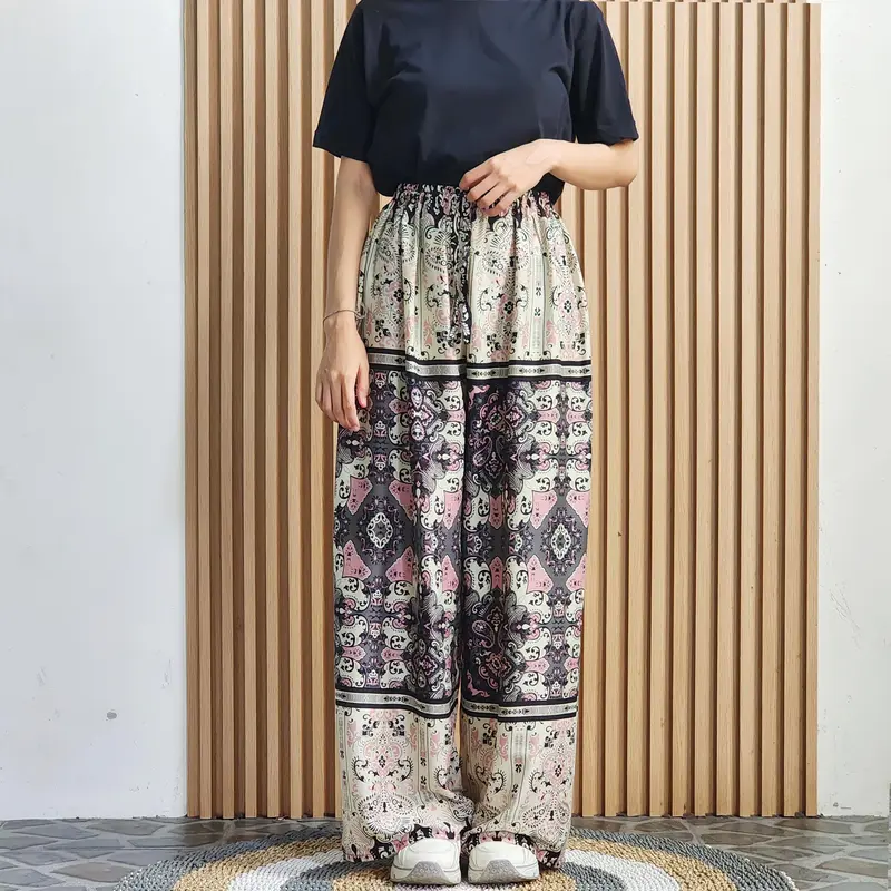 Vomila Celana Kulot Rayon Motif Valerie 2