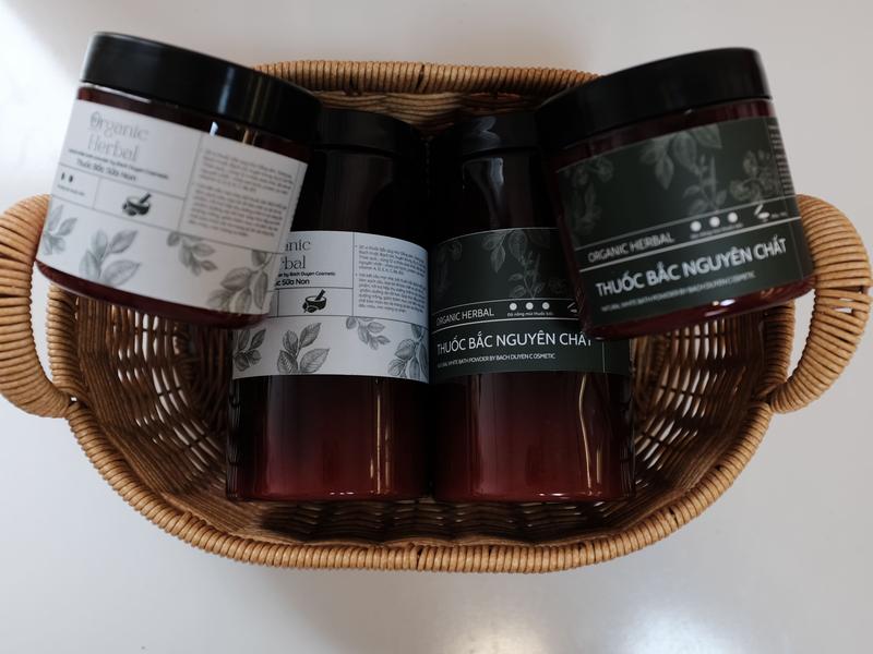  Bột Tắm Trắng Thảo Mộc 300 gram  500 gram Chăm sóc làm đẹp da Women Dưỡng da mờ sạm nám nâu mụn lưng viêm lỗ chân lông 