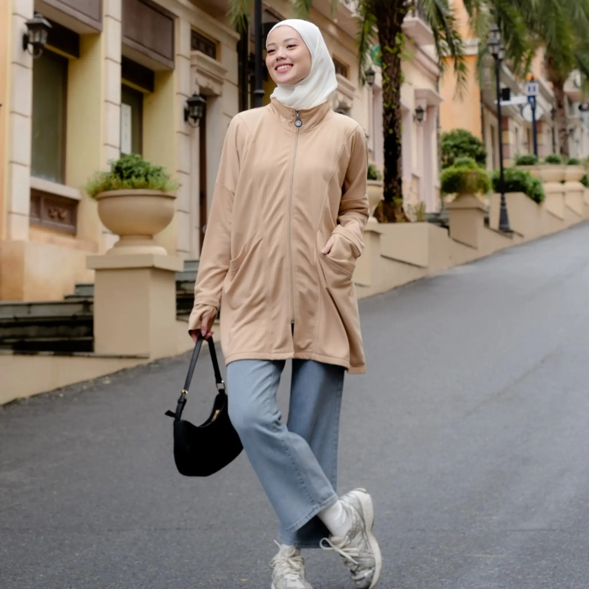 Outer Hijacket Ezzenza Jaket Hijab Sporty dan Kasual