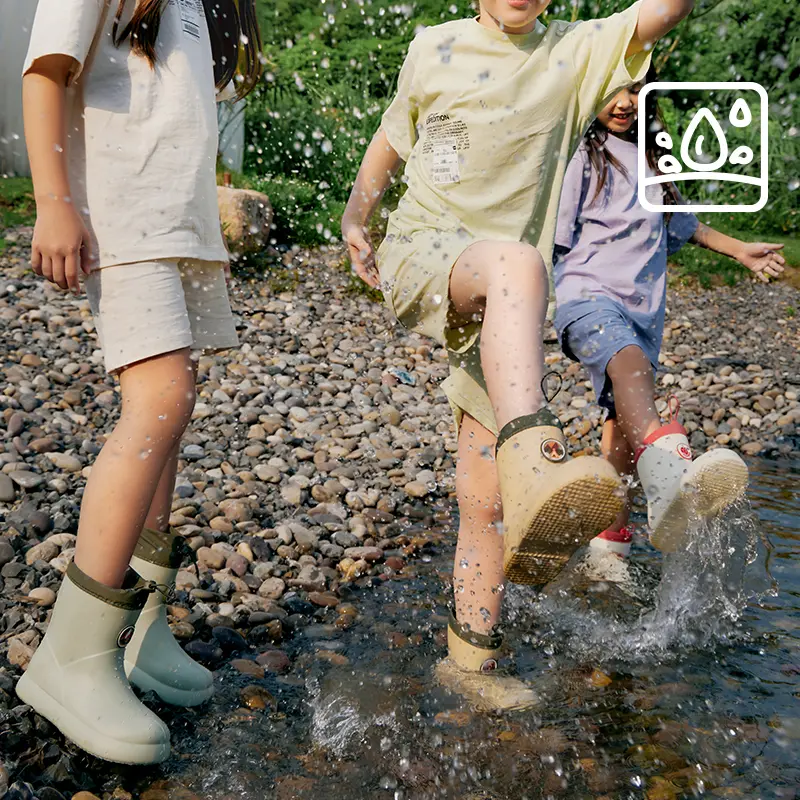 Ủng đi mưa cho trẻ em, KOCOTREE, Thiết kế dễ thương, Không thấm nước và chống trượt, Làm bằng EVA, Thích hợp cho trẻ em và trẻ sơ sinh, Lý Tưởng cho những ngày mưa, Lý Tưởng cho trường học và du lịch, KQ24073 3
