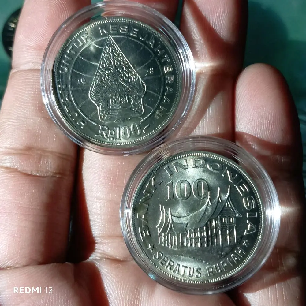 uang koin kuno 100 rupiah tahun 1978 gres mulus luster asli
