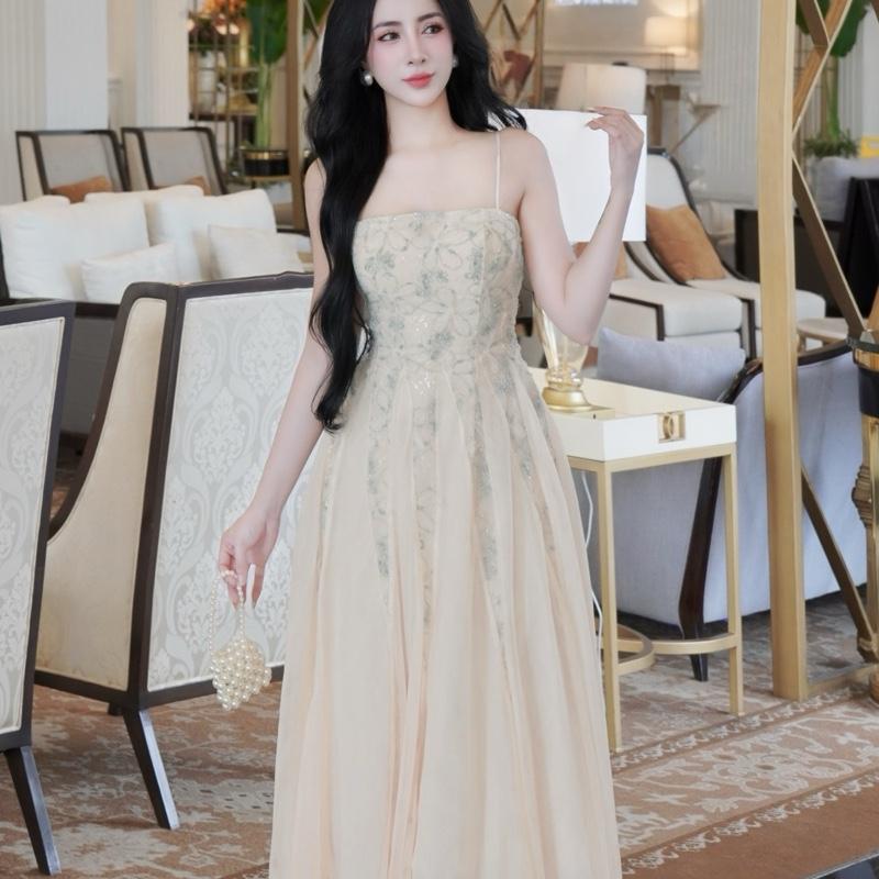 Đầm Dáng Dài 2 Dây Ren Hoa 3D Phối Lưới Xoè 4Lớp,có mút thắt nơ sau Jin Dress