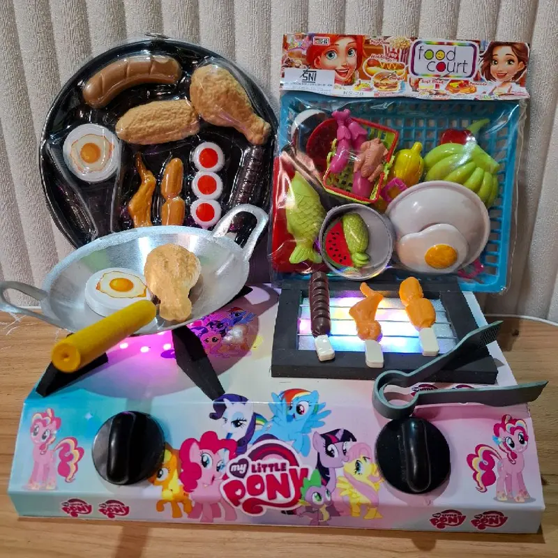 Kompor Mainan masak masakan Anak Lampu LED bisa nyala hidup Hello Kitty Mini 2 Tungku dengan Wajan, Sutil & Kitchen Set untuk Kreativitas dan Pembelajaran - Toys 8