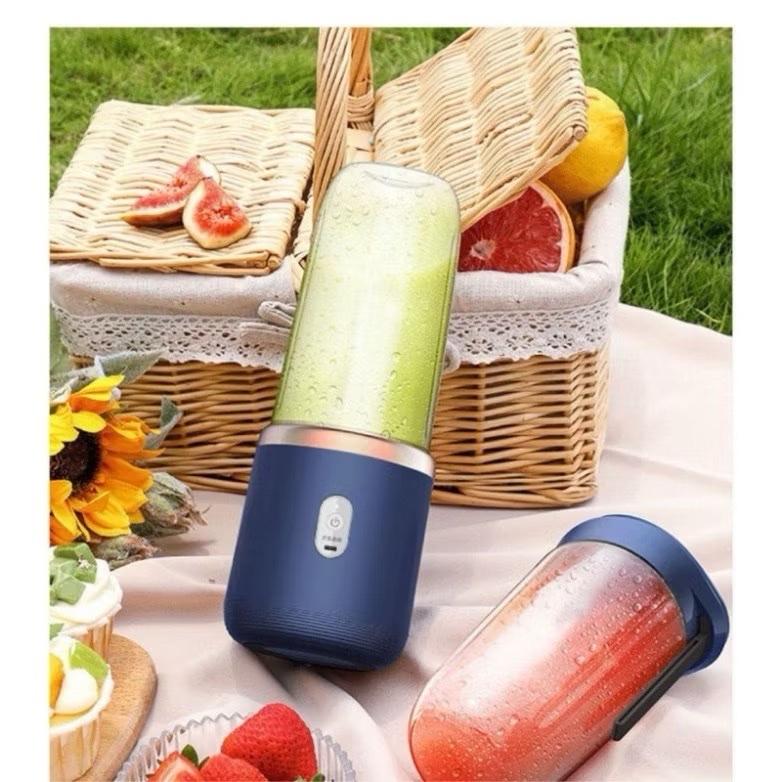 Máy say sinh tố cầm tay mini sử dụng pin có cổng sạc USB 0