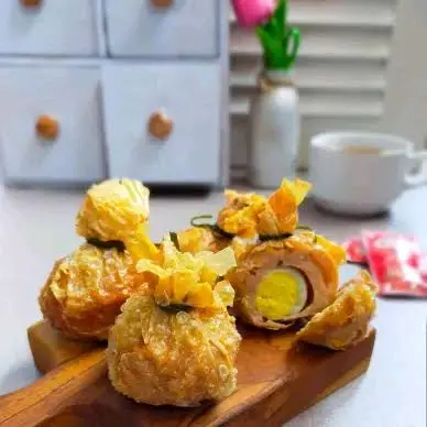 kulit tahu kering rasa tawar ukuran 8x8cm isi 50lembar Food 4