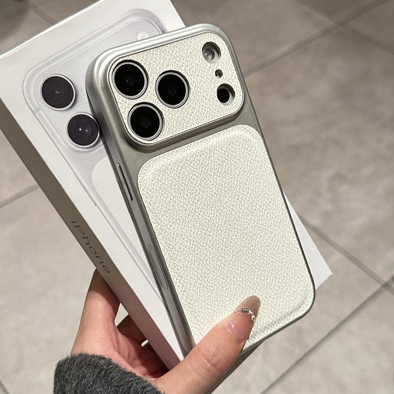Ốp lưng iPhone màu trắng chống bẩn, cao cấp chống sốc, cảm giác máy nguyên bản, phong cách tối giản sang trọng, tiện phối đồ khi đi làm, dùng lâu không bị ố vàng, bảo vệ camera cho các dòng 11/12/13/14/15/16/Xr/Xs Max/17/X/17 Ari Pro/Pro Max/Puls