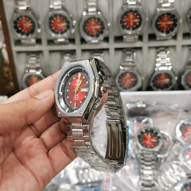 Đồng hồ SK mặt lửa huyền thoại