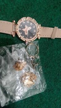 Product Review of 5PCS Jam Tangan Kuarsa Wanita Bergaya Berlian Berlian Kupu-kupu Dial PU Tali Kulit  Quartz Watches Kaca Set Perhiasan Kupu-kupu Gratis (Tanpa Kotak) from D**a 0