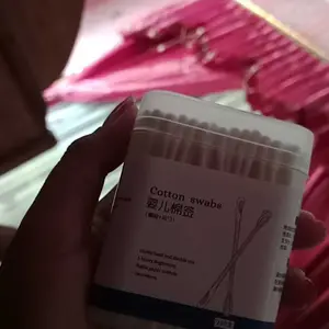 Cotton Bud Bayi Double-headed Cotton Buds 200Pcs/Pack Cotton Bud Lembut Pembersih Sekali Pakai dengan Sendok Telinga dan Ujung Spiral Pack Aman Nyaman dan Multi Fungsi