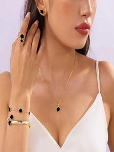 Set de Joyería para Mujer, 5 Piezas con Diseño de Dopamina y Trébol de la Suerte de Cuatro Hojas, Incluye Pulsera, Collar, Aretes, Anillo