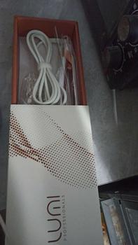 Product Review of Lumi White Slim Line Straightener 1 Inch from f**) 2