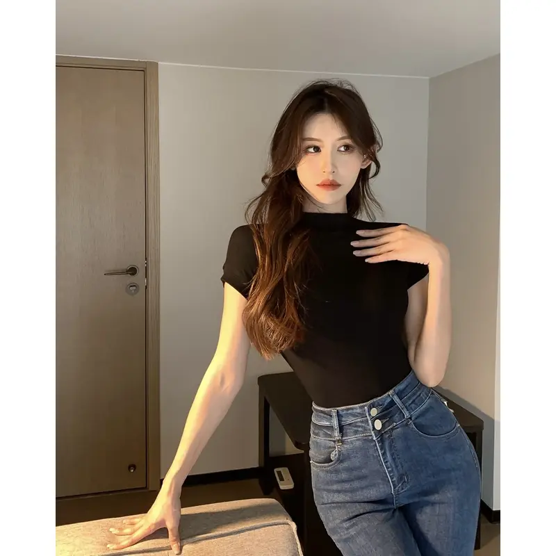 [Premium] Crew Neck Basic Slim T-Shirt (S/M/L) 1