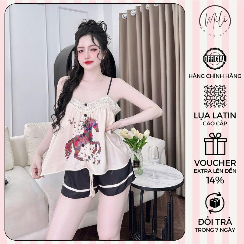 Đồ Bộ Nữ Mặc Nhà Đồ Ngủ Lụa Latin Cao Cấp MiLi – Áo 2 Dây Nút Bọc Phối Ren – Quần Đùi Thắt Nơ Có Túi Họa Tiết Loang Rừng