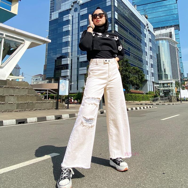 WAUW - ROCK ON Kulot Ripped Jeans Highwaist - Cream 2234 3