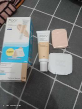 Product Review of Pixy Perfect Fit Liquid Foundation SPF35 PA++ Gratis Pixy UV Whitening Two Way Cake Refill Wajah from m**a g**' 0