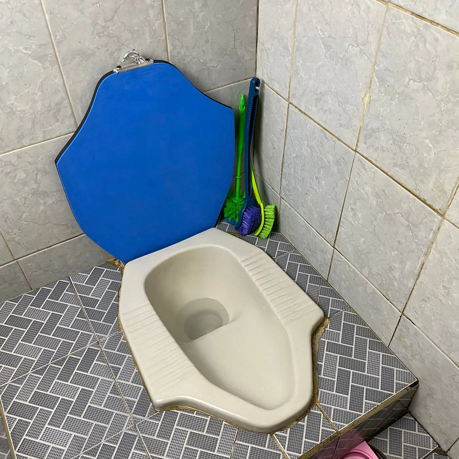 Tutup Closet Jongkok Universal 50x40cm - Busa Ati/Eva Foam/Karet Spon Padat