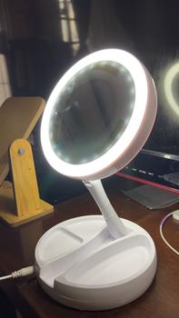 Product Review of Cermin Bulat Lipat Kaca Rias LED 2 Sisi Ganda Putar USB Cas from O**l 0