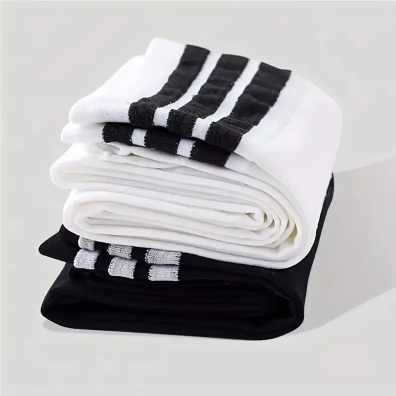 Kaos Kaki Wanita Panjang Selutut Motif Stripe - Nylon All Size (37-42) - Fashion Garis Hitam dan Putih 2