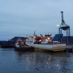 【live exclusive bundle】KiTBEEZ KP-4 Kamera Digital 5K WiFi 75MP dengan Zoom Digital 18X, Layar Putar 180°, Flash Intelligent Muncul Otomatis untuk Selfie & Pembuatan Vlog