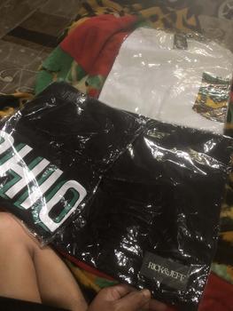 Product Review of BUY 1 GET 3 RICKANDJEFF Kaos Oversize  Unisex Pria Wanita Cotton Combed 24s Bayar 1 dapet 3 kaos from B**a O**a ** ~**~ 1