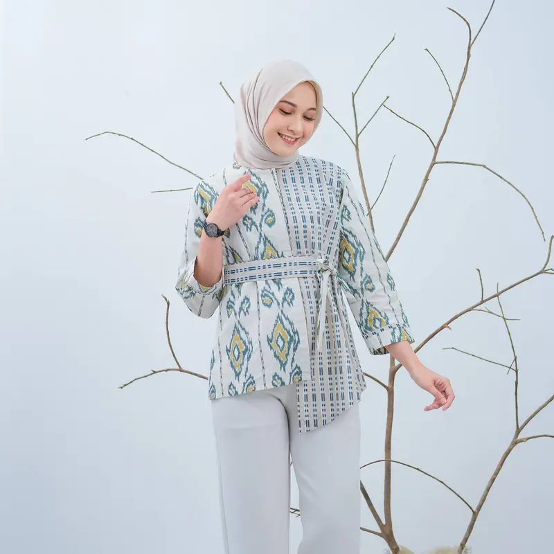 Baju Batik Wanita Lengan Panjang Motif Daun Waru Modern Monalisa Genes Blouse Bahan Katun Basic Asli Pekalongan 6