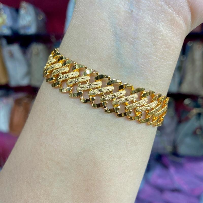Benika Accesories - Gelang Tangan Rantai Wanita Xuping Jewellry Lipan Dove 1.2cm 1.5cm - Korean Style Anti Karat Aesthetic - Aksesories Fashion Trendi 2023 - Titanium Simple Elegand Mewah - Bracelets Kulit Perhiasan Permata 4
