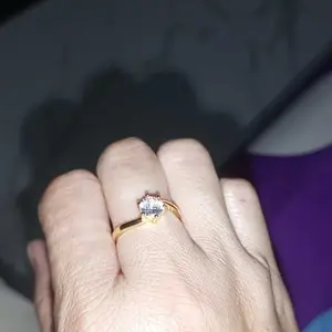 terlaris Cincin Mata Satu Pertikal Gold Elegan Titanium bisa cod